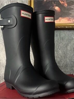 Hunter Women's dark navy Rain Boots